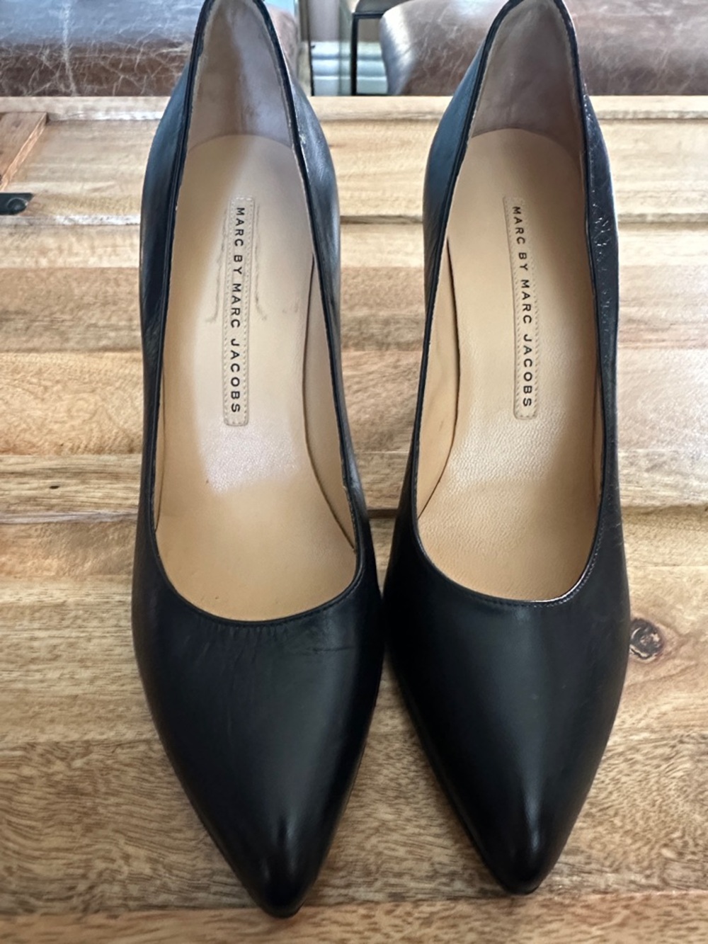 Marc by Marc Jacobs Black Pointed Leather Pumps - Classic Silhouette